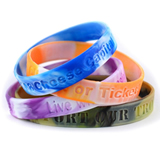 Swirled silicone bracelet